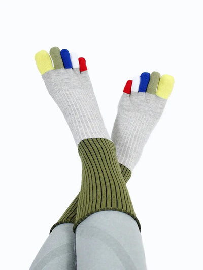 Color-blocked women's five finger cotton toe socks, army green