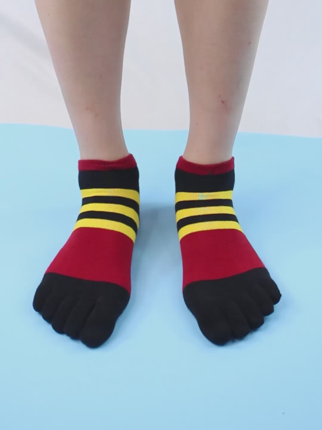 Cotton men's Low Cut Five Finger Socks, yellow & red stripes