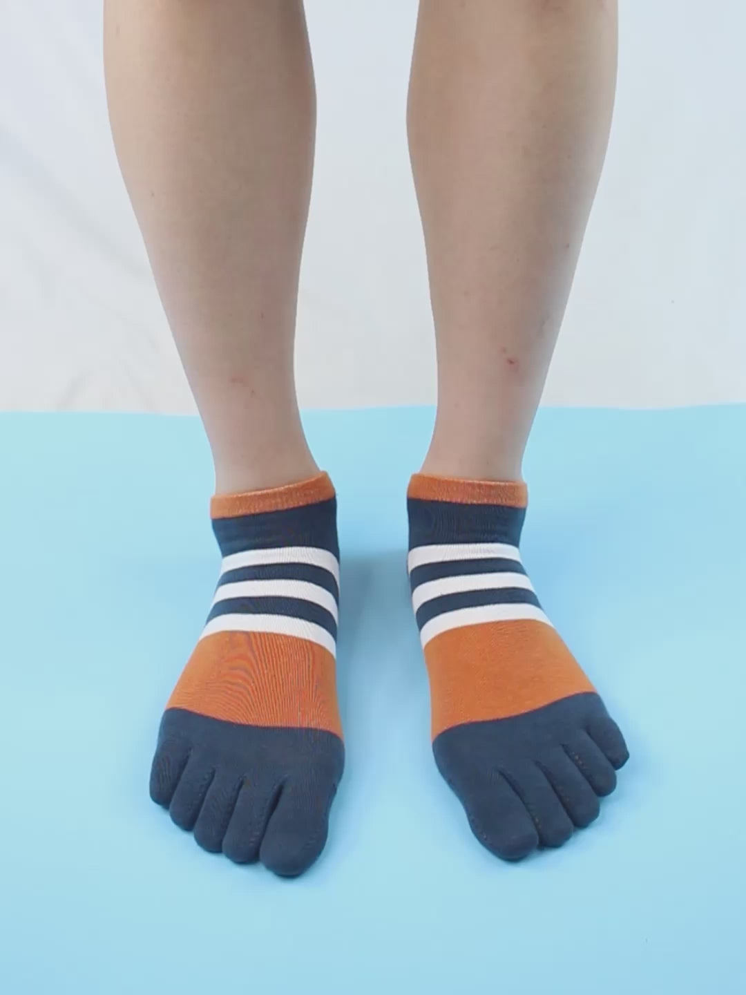 Cotton men's Low Cut Five Finger Socks, white & orange stripes
